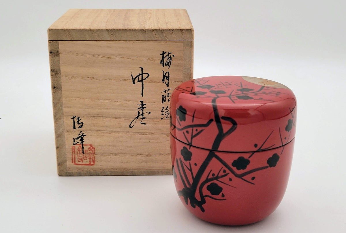 Ume-tsuki natsume 梅月蒔絵中棗 Nakatani Hakuho